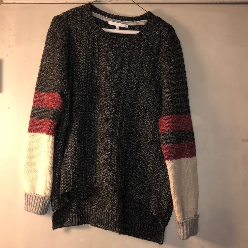 Women’s Victoria Secret Cable Knit Sweater